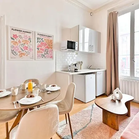 Magnifique Neuf Rose 14eme Paris