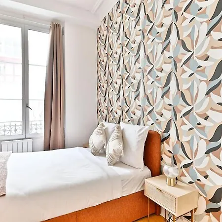 Magnifique Neuf Rose 14eme Appartement Paris